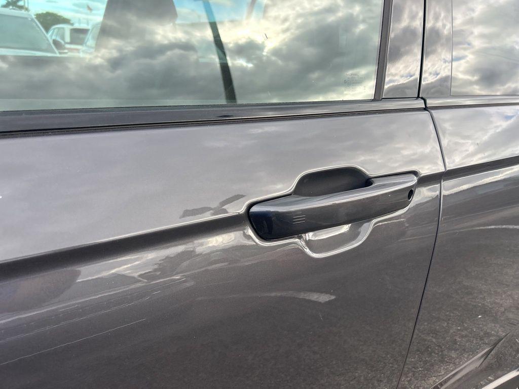 new 2025 Jeep Grand Cherokee car, priced at $37,012