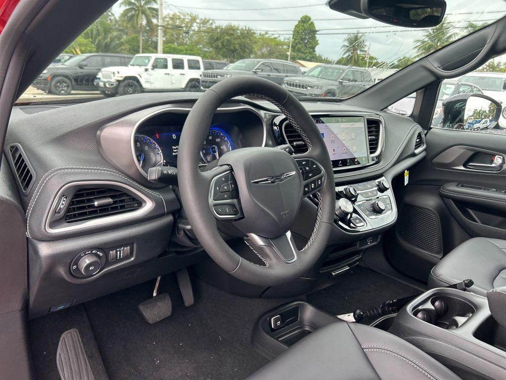 new 2026 Chrysler Pacifica car, priced at $41,443