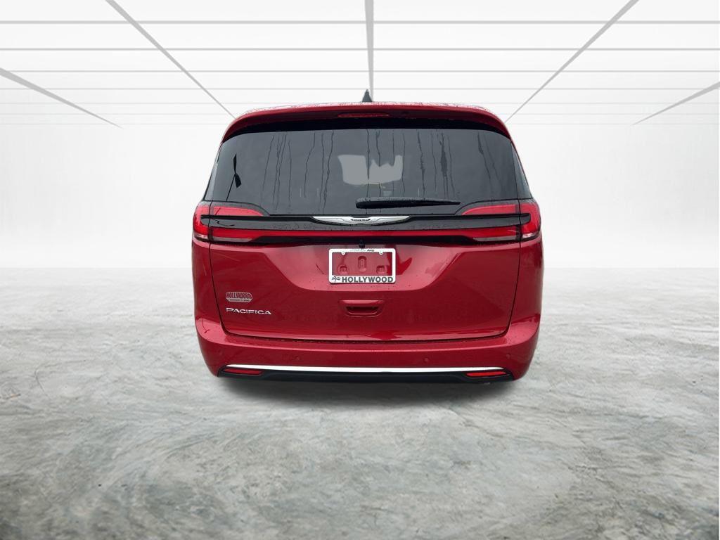 new 2026 Chrysler Pacifica car, priced at $41,443