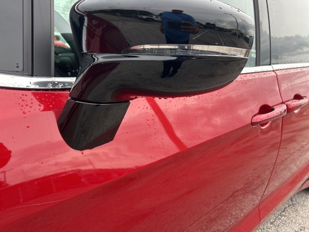 new 2026 Chrysler Pacifica car, priced at $41,443