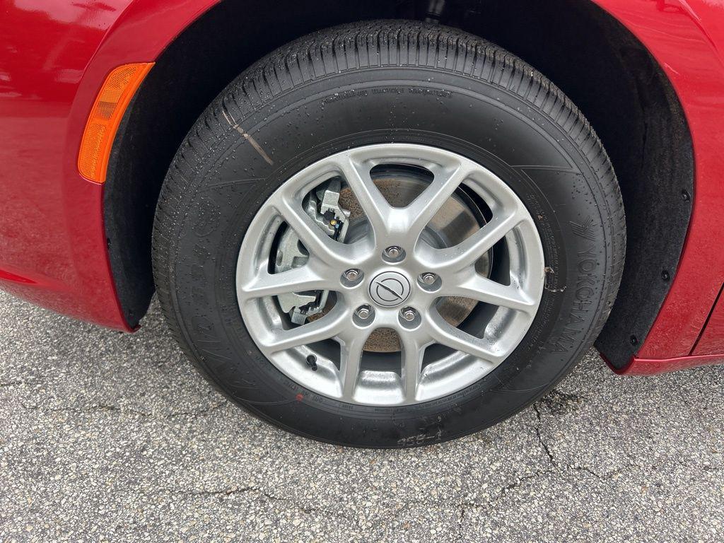 new 2026 Chrysler Pacifica car, priced at $41,443