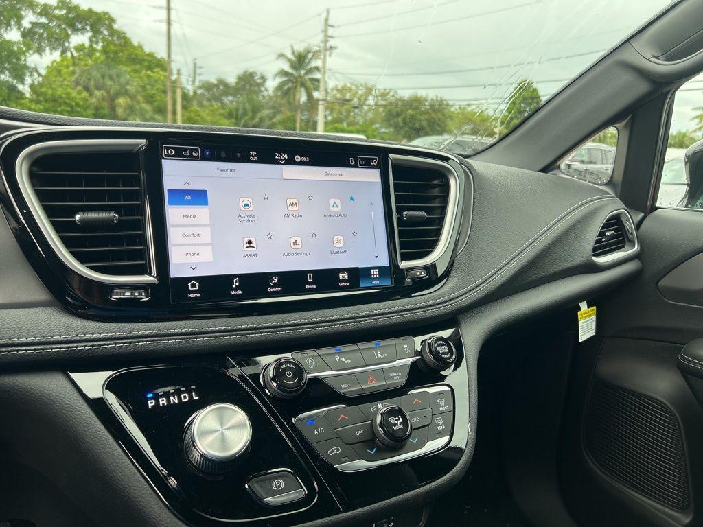 new 2026 Chrysler Pacifica car, priced at $41,443