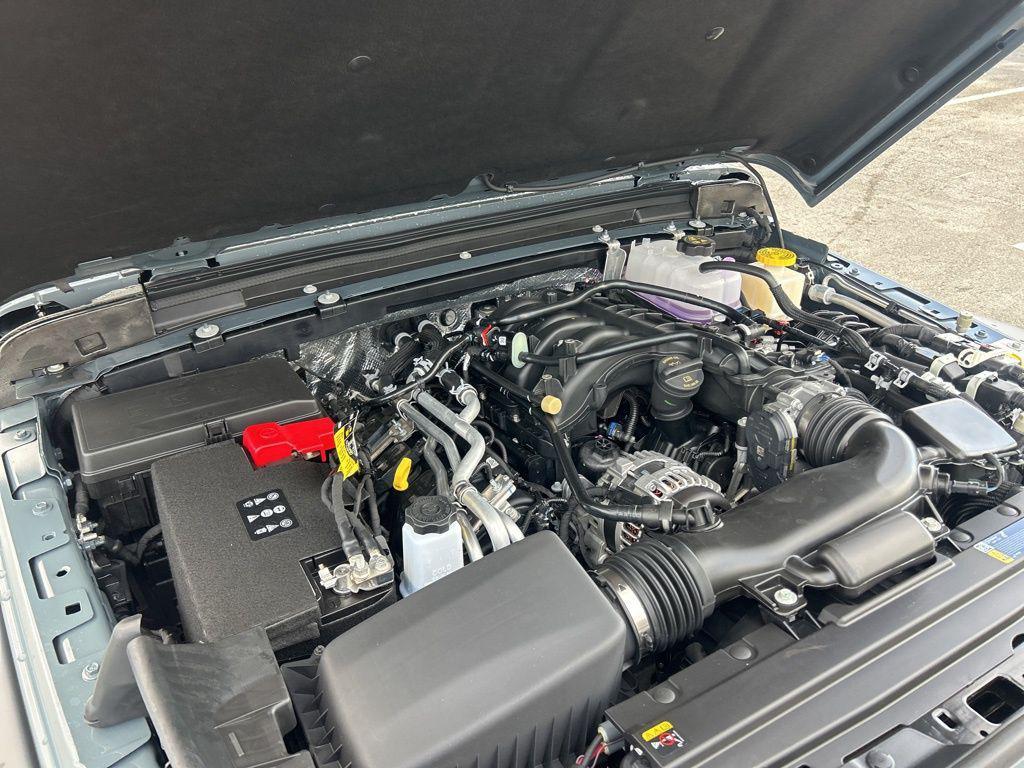 new 2025 Jeep Gladiator car, priced at $36,624