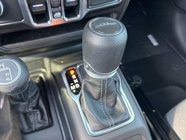 new 2025 Jeep Gladiator car, priced at $46,773