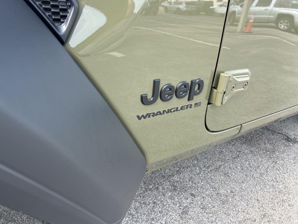 new 2026 Jeep Wrangler car, priced at $39,981