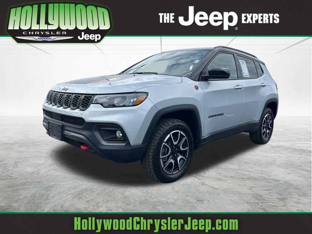 used 2024 Jeep Compass car, priced at $25,595
