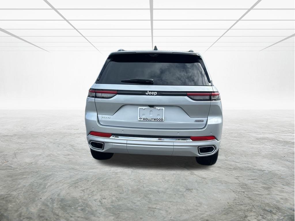 new 2025 Jeep Grand Cherokee car, priced at $57,100