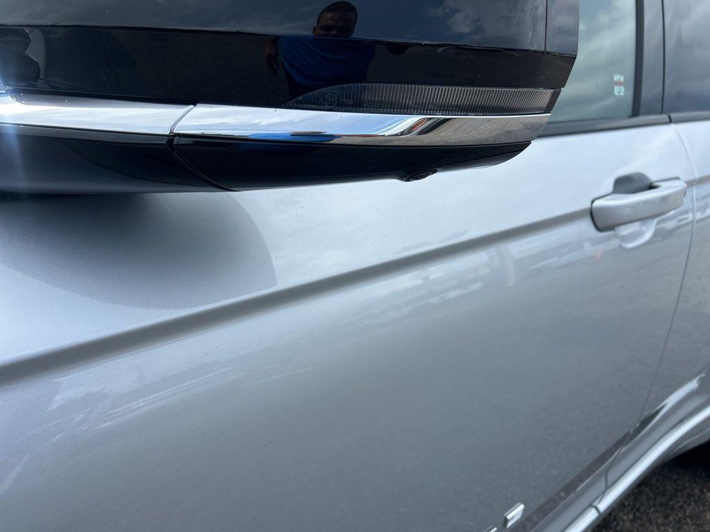 new 2025 Jeep Grand Cherokee car, priced at $57,100