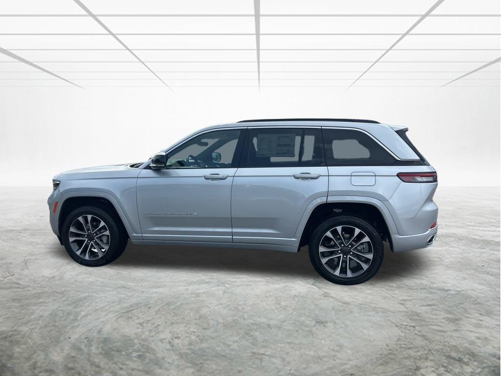 new 2025 Jeep Grand Cherokee car, priced at $57,100