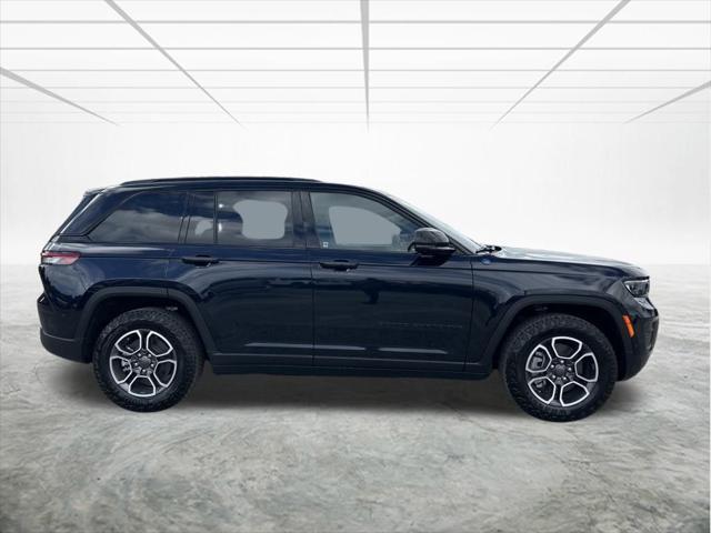 new 2024 Jeep Grand Cherokee car, priced at $56,765