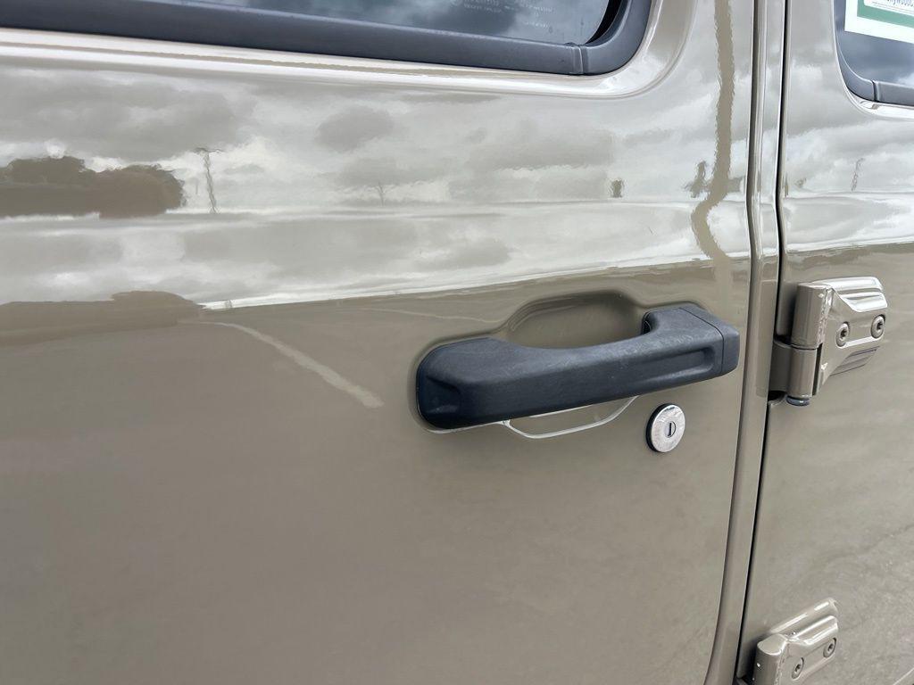 used 2020 Jeep Gladiator car, priced at $32,745