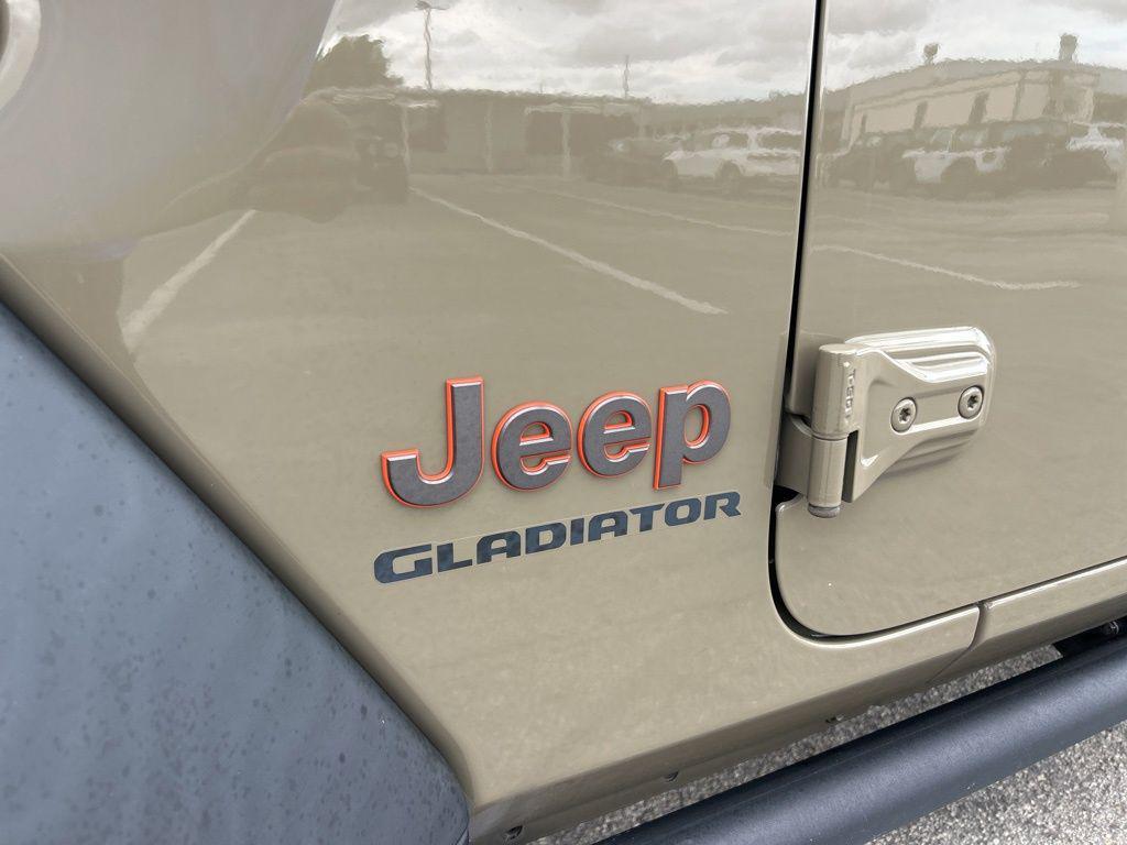 used 2020 Jeep Gladiator car, priced at $32,745
