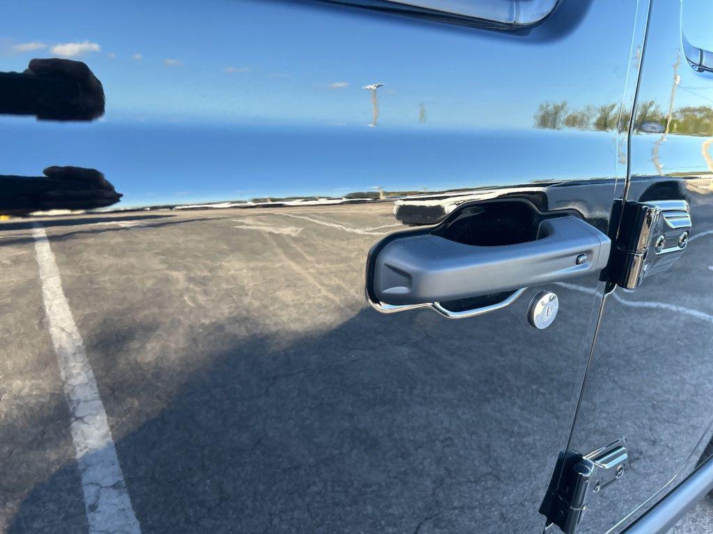 new 2026 Jeep Gladiator car, priced at $57,833