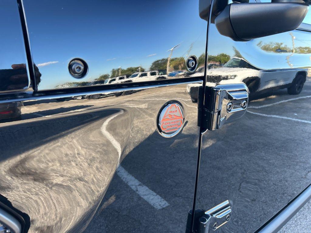 new 2026 Jeep Gladiator car, priced at $57,833