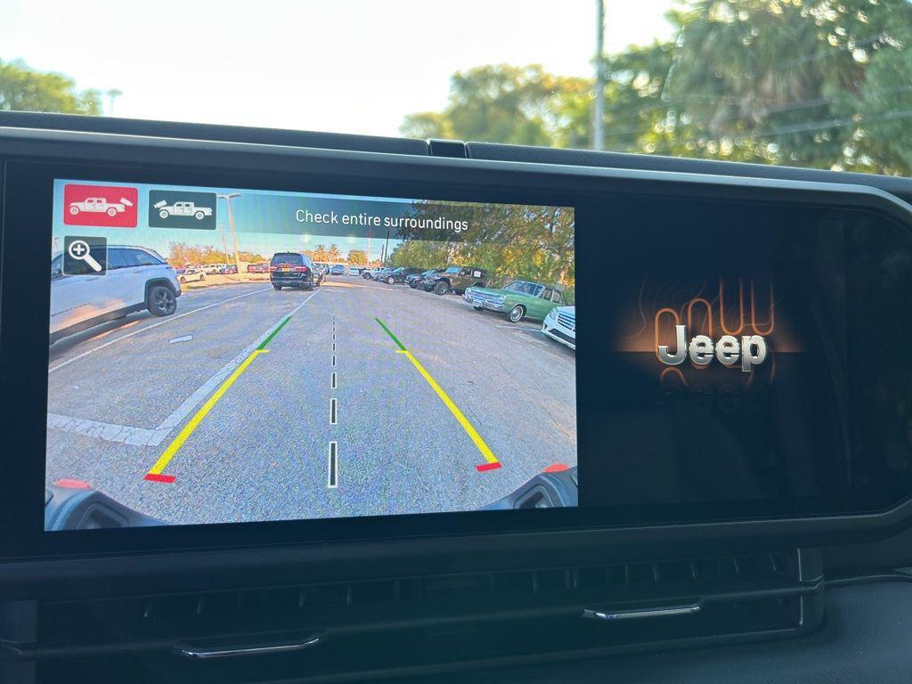 new 2026 Jeep Gladiator car, priced at $57,833