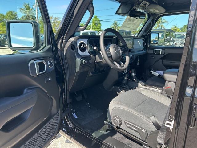 new 2025 Jeep Gladiator car, priced at $45,373