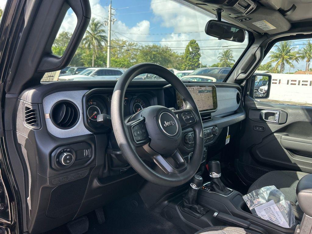 new 2025 Jeep Gladiator car, priced at $36,624
