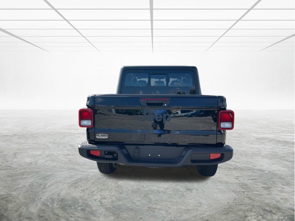 new 2025 Jeep Gladiator car, priced at $36,624