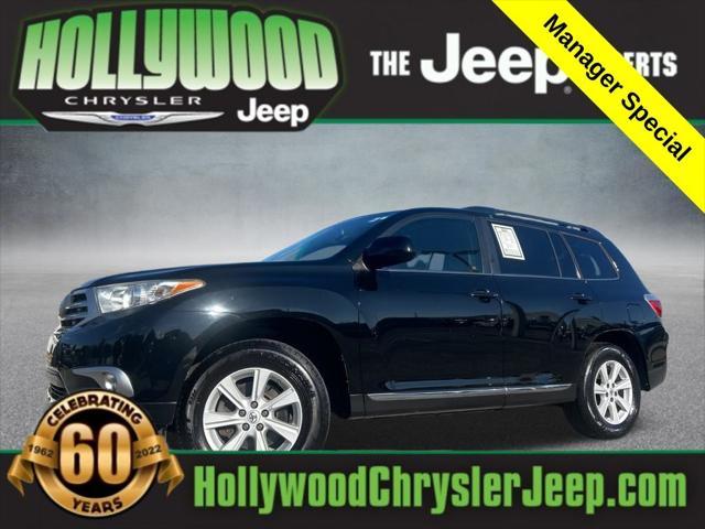 used 2013 Toyota Highlander car, priced at $15,034