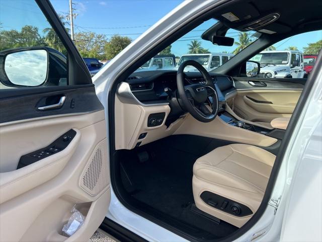 new 2025 Jeep Grand Cherokee L car, priced at $45,753