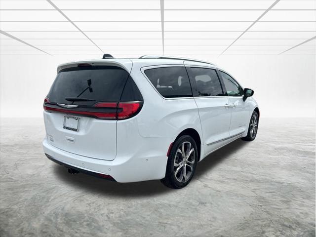 new 2025 Chrysler Pacifica car, priced at $52,509