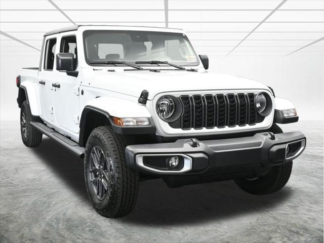 new 2024 Jeep Gladiator car, priced at $41,968