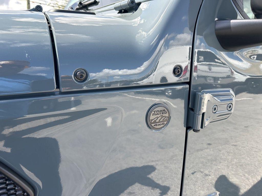 new 2025 Jeep Wrangler car, priced at $39,127