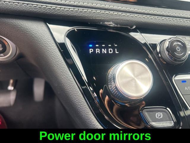 new 2025 Chrysler Pacifica car, priced at $38,749