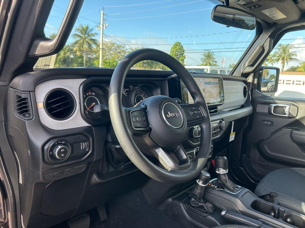 new 2025 Jeep Gladiator car, priced at $36,496