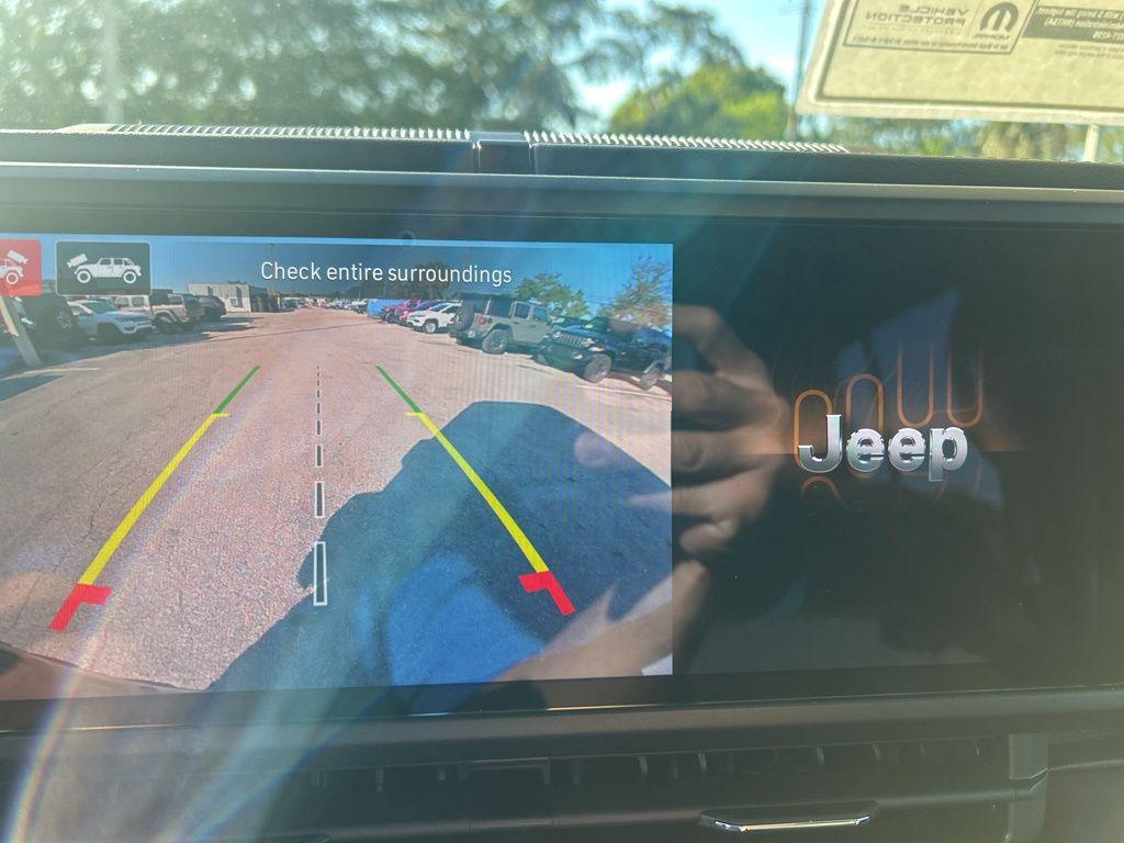 new 2025 Jeep Wrangler car, priced at $61,090