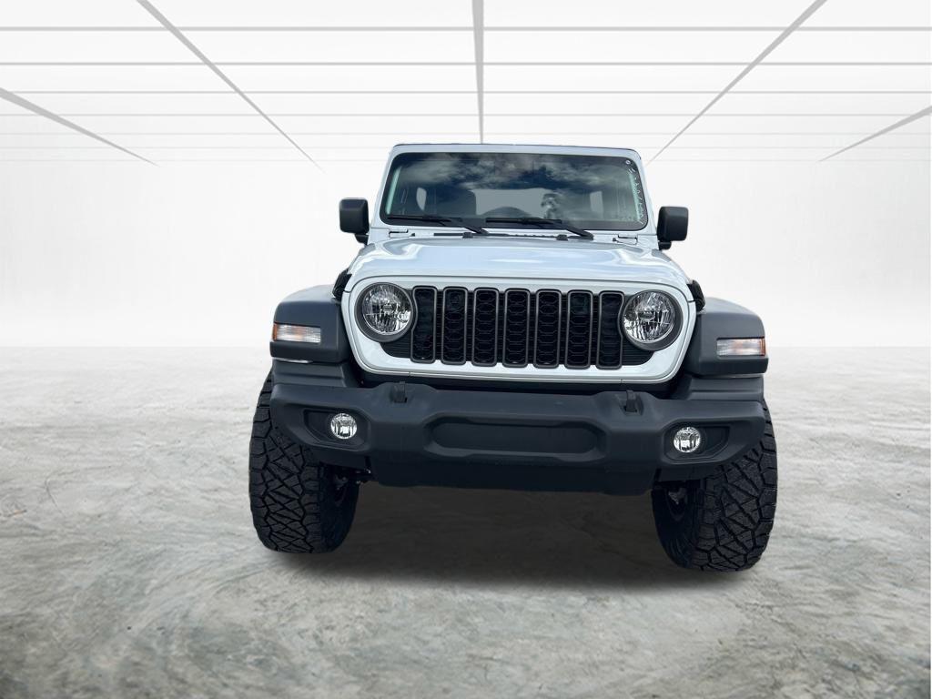 new 2025 Jeep Wrangler car, priced at $53,553
