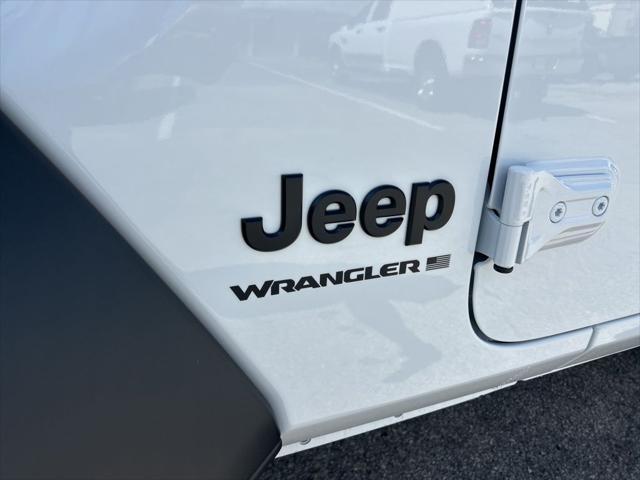 new 2025 Jeep Wrangler car, priced at $36,550