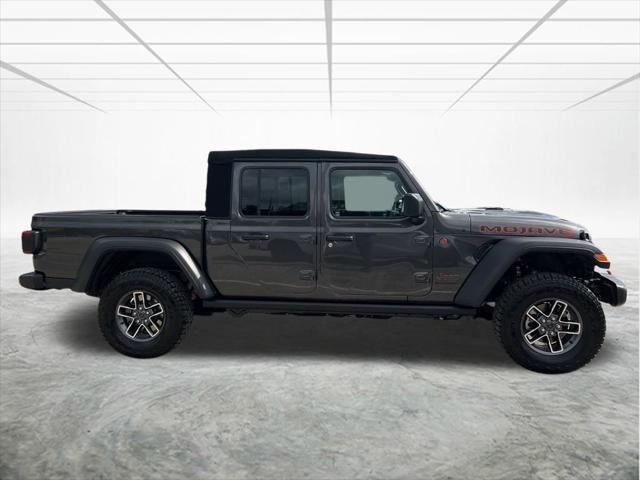 new 2024 Jeep Gladiator car, priced at $53,830