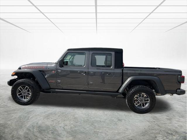 new 2024 Jeep Gladiator car, priced at $53,830