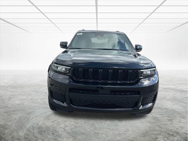 new 2025 Jeep Grand Cherokee L car, priced at $45,094