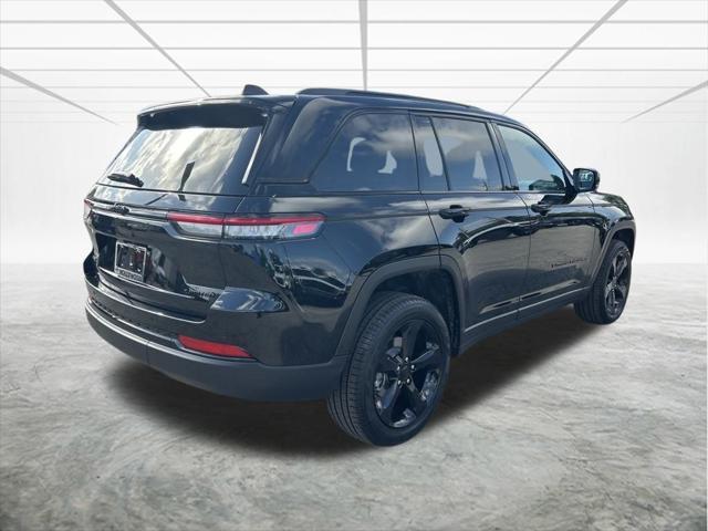 new 2025 Jeep Grand Cherokee car, priced at $46,564