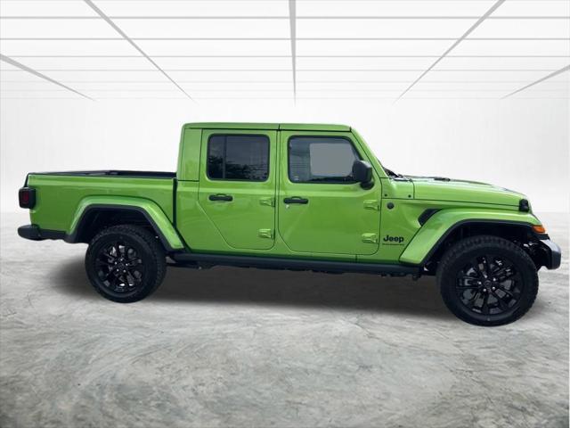 new 2025 Jeep Gladiator car, priced at $42,885