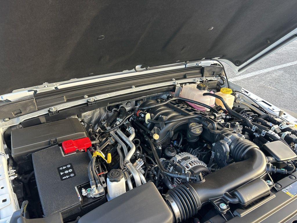 new 2025 Jeep Gladiator car, priced at $36,094