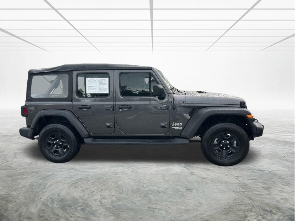 used 2021 Jeep Wrangler Unlimited car, priced at $27,320