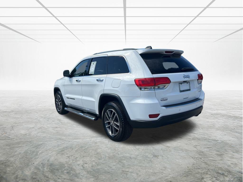 used 2018 Jeep Grand Cherokee car, priced at $14,375