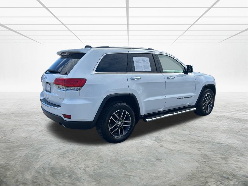 used 2018 Jeep Grand Cherokee car, priced at $14,375