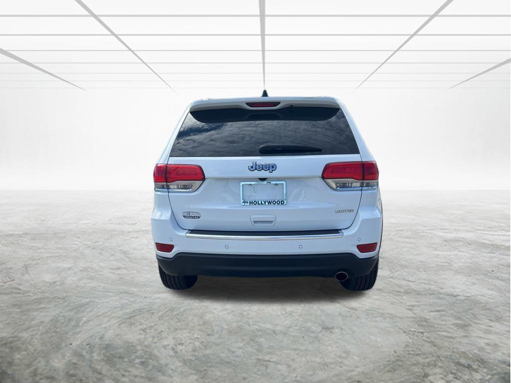 used 2018 Jeep Grand Cherokee car, priced at $14,375