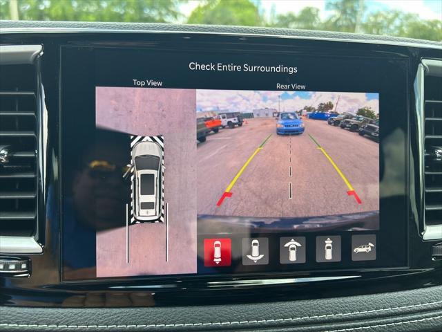 new 2025 Chrysler Pacifica car, priced at $40,152