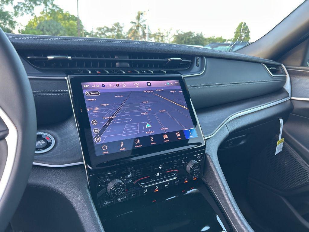 new 2025 Jeep Grand Cherokee L car, priced at $42,493