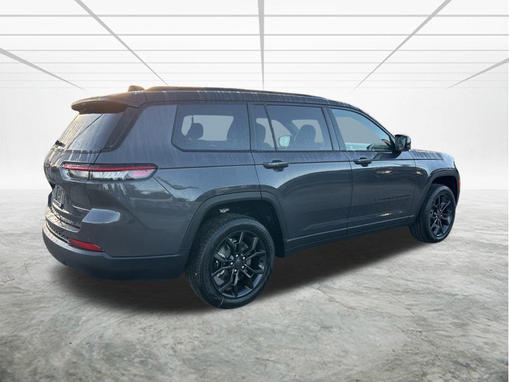new 2025 Jeep Grand Cherokee L car, priced at $42,493
