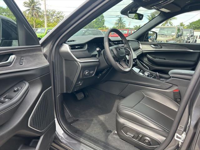 new 2025 Jeep Grand Cherokee car, priced at $45,609