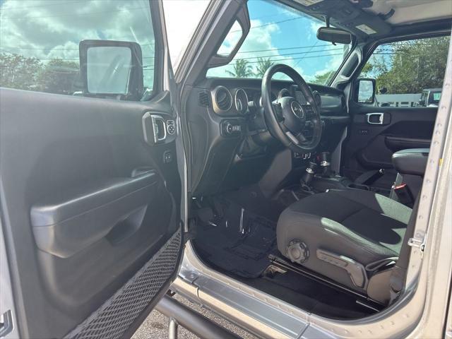 used 2019 Jeep Wrangler Unlimited car, priced at $33,500