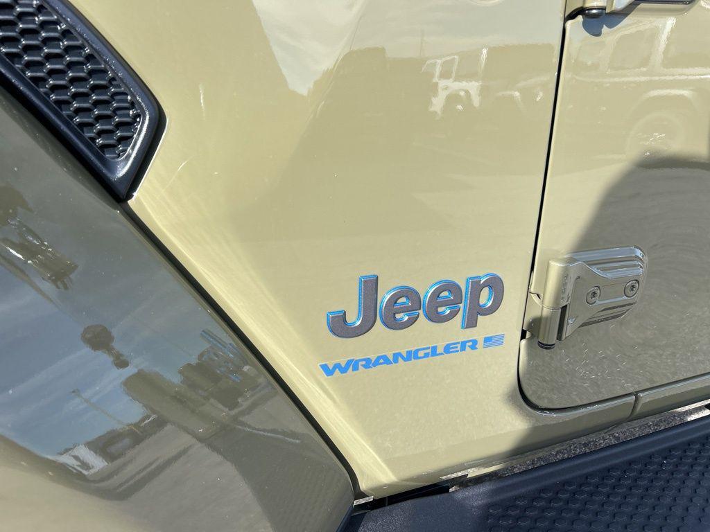 new 2025 Jeep Wrangler car, priced at $68,345