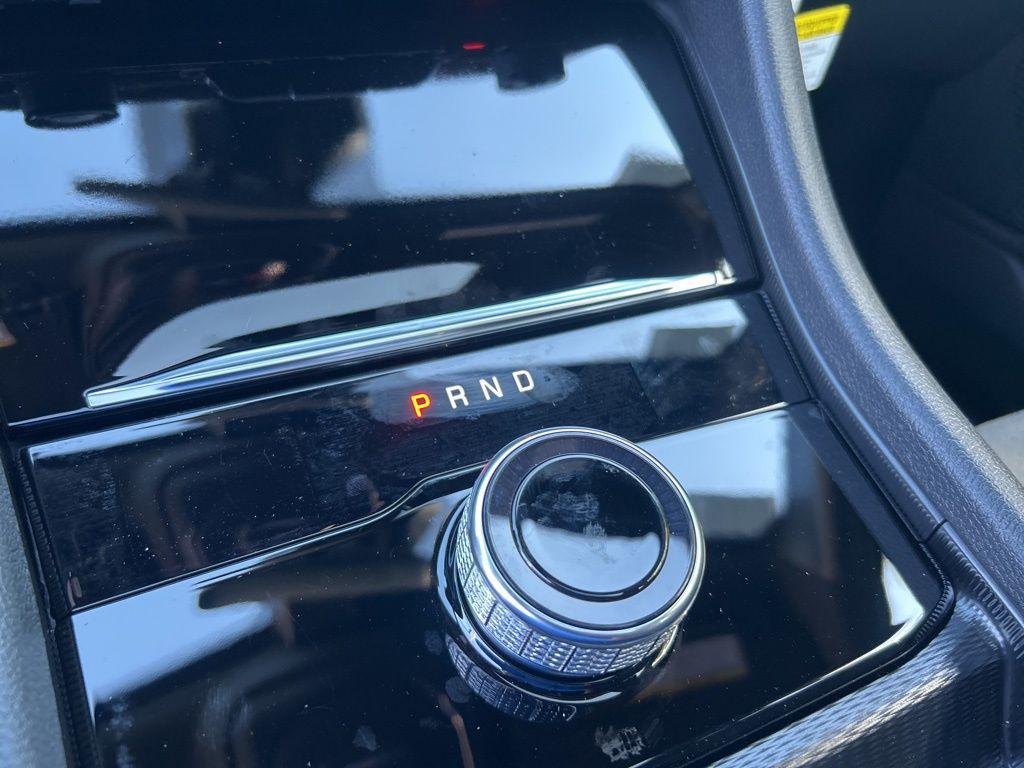 new 2025 Jeep Grand Cherokee car, priced at $33,722