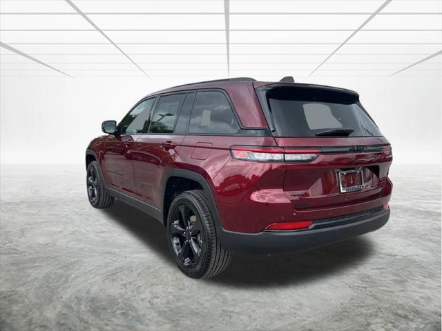 new 2025 Jeep Grand Cherokee car, priced at $49,973
